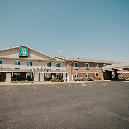 Quality Inn & Suites Watertown Near Prairie Lakes Ice Arena Экстерьер фото